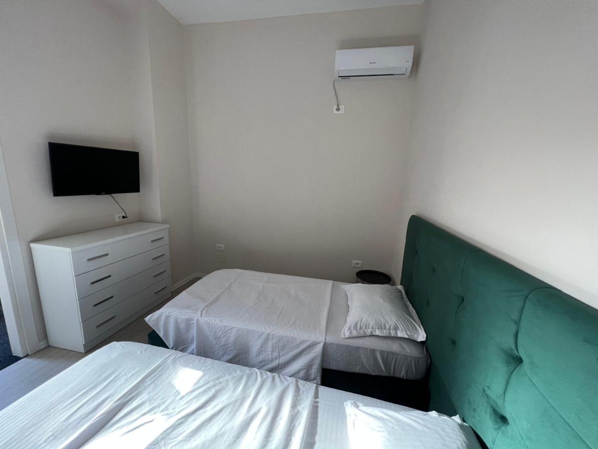 Hq Apartment In Center Tirana Zewnętrze zdjęcie