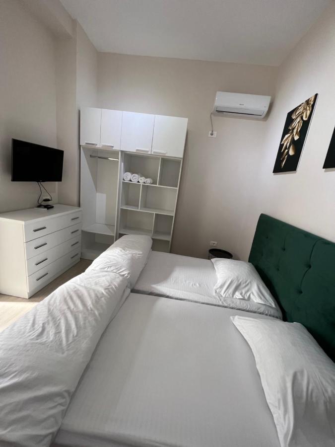 Hq Apartment In Center Tirana Zewnętrze zdjęcie